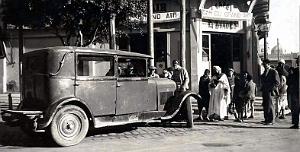 1227- Oran - Angle Bd Hippolyte Giraud et rue Sidi-Ferruch 2